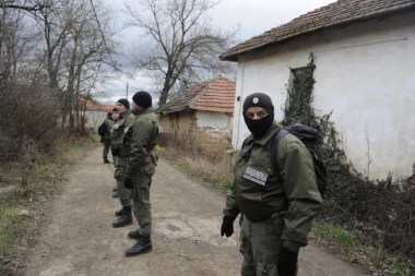 Ispovest čoveka koji je našao monstruma sa Monikom: Otvorili smo vrata i odmah ugledali berberina sa devojčicom