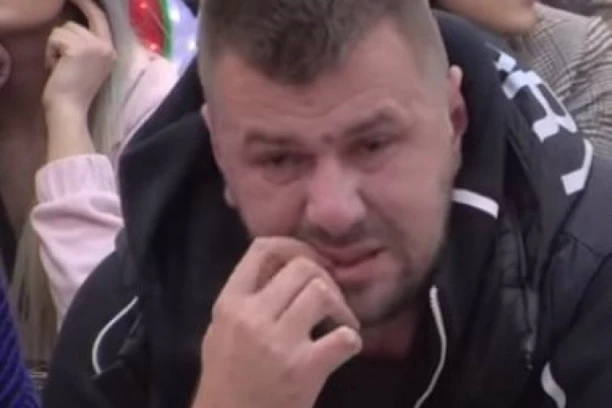 Produkcija ga izvela kod psihijatra? Janjuš u katastrofalnom stanju!