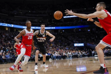 Bjelica odigrao partiju sezone, ali je Jokićev Denver slavio!