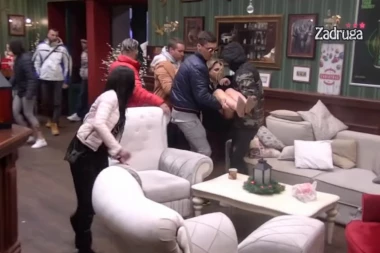 (VIDEO) OPŠTI HAOS U ZADRUZI: Milica Kemez kolabirala zbog sestre, zabola joj nož u leđa!