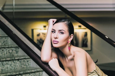 SPAS PRONAŠLA U VERI I PORODICI: Anastasija Ražnatović prvi put progovorila o borbi sa POROCIMA!