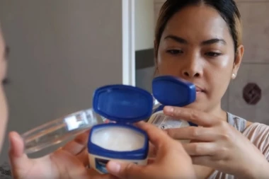 Jeftino i efikasno: 9 razloga zbog kojih MORATE da imate vazelin u kući