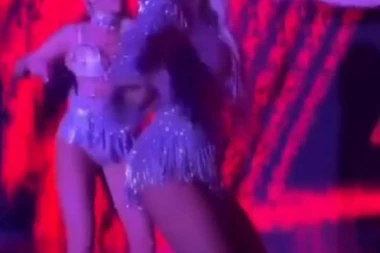 Kraljica Nove godine: Fanovi oduševljeni Karleušinim nastupom, ubeđeni da je 2020. njena godina!