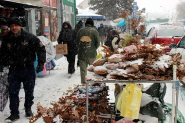 DIREKTOR RHMZ OTKRIO: Evo da li će biti SNEGA za Božić - nesvakidašnja prognoza i za januar i februar!