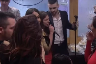 (VIDEO) Dragana Mitar održala govor: Za NJEGA je imala posebnu poruku!