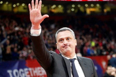 GOSPODIN: Ovako je Radonjić najavio novi debi na klupi Zvezde!