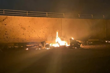 (VIDEO) MAŠINA ZA UBIJANJE: Ovo je nečujni dron kojim je likvidiran Sulejmani, rakete potpuno samelju metu!