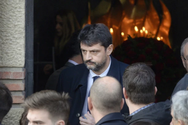 AMBASADOR BOŽOVIĆ: Srbija se ne meša, niti će se mešati u unutrašnja pitanja Crne Gore