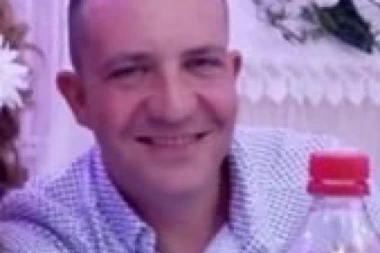 Srđan je večerao sa porodicom za Novu godinu, ustao i otišao u nepoznatom pravcu! Porodica ga traži već godinu dana!