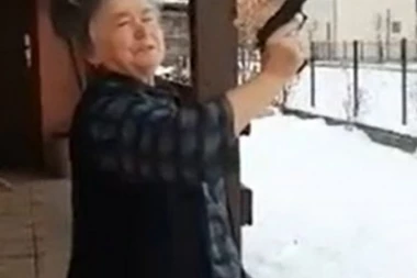 (VIDEO) BABA, OPALI! Snimak "Mama, molim te" dobio novu verziju