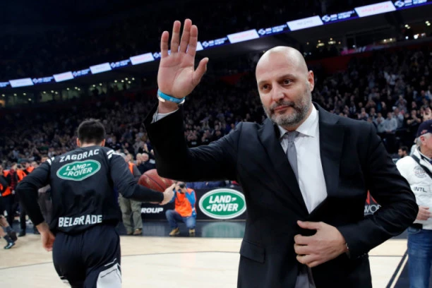 (FOTO) Istorijska slika: Sale objavio fotku sa Titom