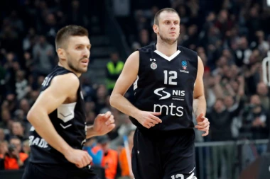 "Grobari" će biti oduševljeni: Partizan ponovo časti navijače pristojnim cenama pred derbi Jadrana!