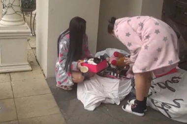 BRUKA! "Bolje mi to da uzmemo, nego oni": Zadrugarke pokrale Dalilu i Dejana, javno grabile šta im treba