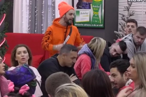 (VIDEO) Paklena nedelja! Kendi je za potrčke izabrao NJIH: Odlučili su da prave bebu u "Zadruzi"!