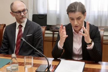 Brnabić o zagađenju: Nema potrebe za hitnim merama, niti da skratimo nastavu u školama
