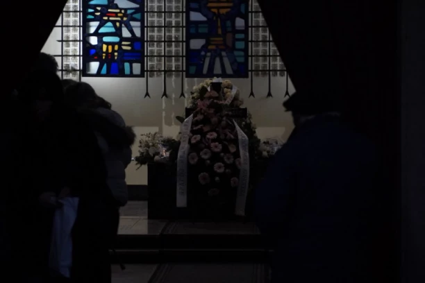 PRONAŠLI JE MRTVU, A OVE REČI O NJENOM PSIHIČKOM STANJU I DANAS LEDE KRV U ŽILAMA! Reči preminule glumice odjeknule u javnosti!