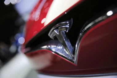 (FOTO) Tesla objavio skicu svog prvog kompaktnog električnog automobila