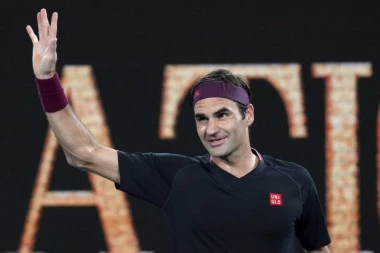 (FOTO) Velikani se međusobno prepoznaju: Federer oduševio svet, jednim gestom podržao donacije Nadala i Đokovića!