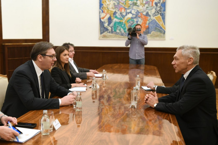 (FOTO) Vučić se sastao sa ruskim ambasadorom Bocan Harčenkom