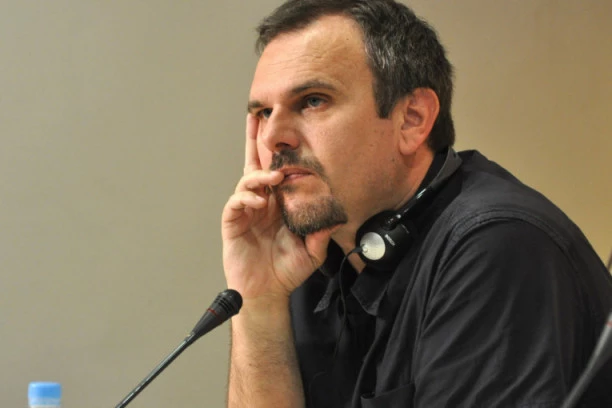 Saša Ilić dobitnik NIN-ove nagrade za roman godine!