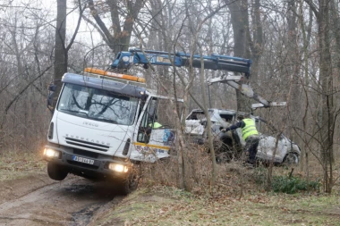 Novi detalj misteriozne pucnjave na Banovom brdu: Zapaljeni "ford" imao ukradene tablice