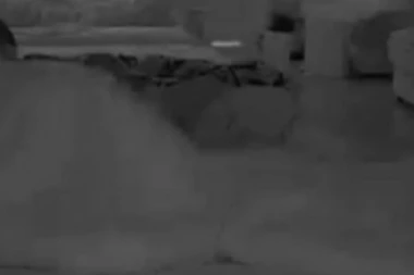 (VIDEO 18+) Sve je gorelo! Mina i Mensur u vrtlogu strasti: Ajdarpašić je hteo da joj uradi OVO, ona mu je zapretila!