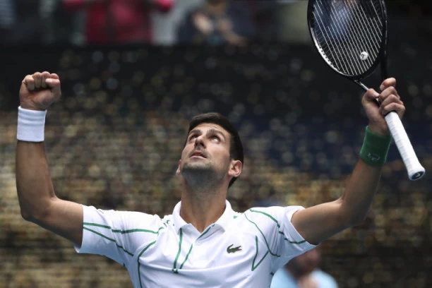 NOVAK U OČAJU: Velika promena na Vimbldonu, Đoković u PROBLEMU!