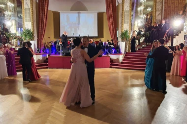 Glamur i raskoš u Beču: Svetosavskim balom prikupljeno 44.685 evra za decu sa Kosova i Metohije