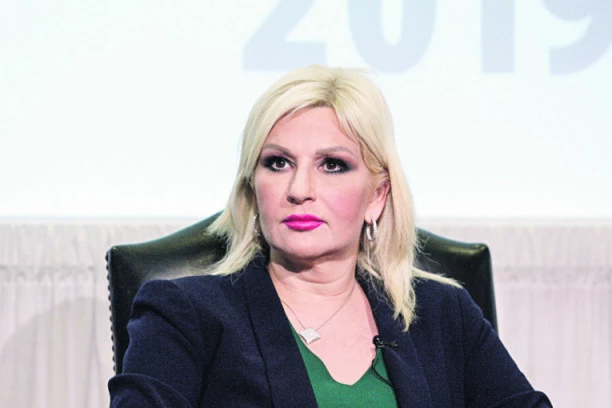 PRLJAVA IGRA ZORANE: Preko sindikalaca planira da preuzme "Železnicu"