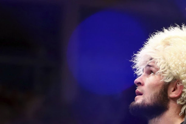 ŠOK: Nurmagomedov hospitalizovan, otkazana borba!