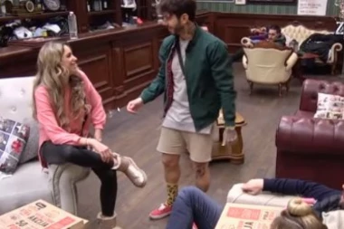 (VIDEO) Izmasiraj me: Iva šokirala otvorenom molbom koju je uputila Đukiću!