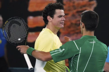 Zvanična odluka AO: Đoković prošao bez kazne, sankcionisani Federer i Kecmanović
