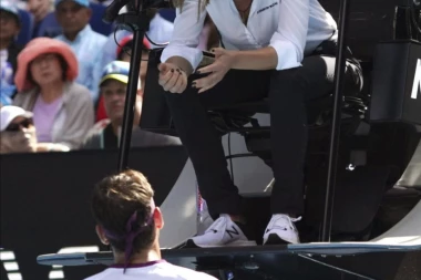 (FOTO) Teniski svet se zaljubio u fatalnu Marijanu, se*si Bušar joj poslala srce!