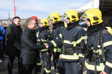 (FOTO) U zaječaru otvorena nova Vatrogasno-spasilačka stanica: Ministar Stefanović najavio još ulaganja i zapošljavanja