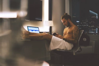 Čudi vas kad muškarac odbije seks? Evo šta se krije iza toga