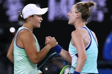 Ona je uspešna teniserka, a otac joj je bivši FBI agent!