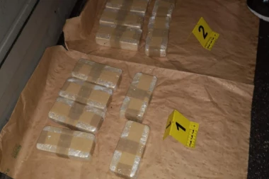 (FOTO) Makedonac uhapšen u Kragujevcu: Pao zbog 6,5 kilograma heroina!