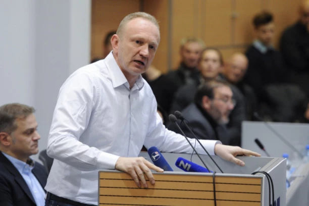 MEDIJSKI TAJKUN BESAN! Đilas se žestoko iznervirao jer Gordana Čomić gostuje na N1 i kod Ljubice Gojgić