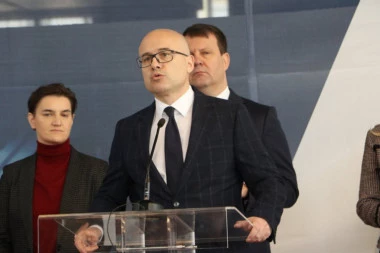 Vučević: Bivšim politikama ne odgovara da se uvede red i razvija Novi Sad