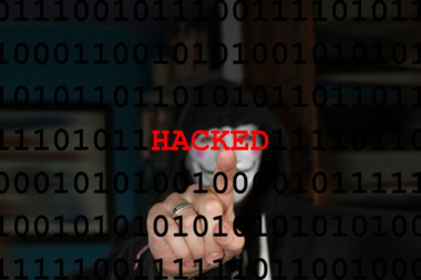 EKSKLUZIVNO! Gradonačelnik Novog Sada za Srpski telegraf: Hakeri su izvršili ozbiljan napad na Novi Sad i UCENILI NAS!