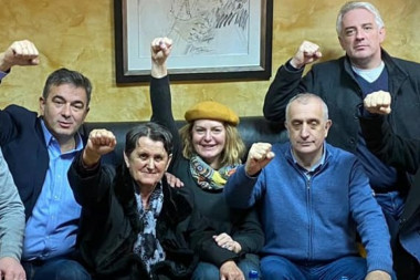 NEMA POVLAČENJA, NEMA PREDAJE: Majka Milana Kneževića posle puštanja na slobodu poslala jaku poruku