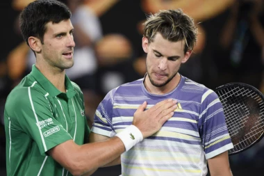 Svetski mediji se poklonili Novaku: Vaskrsnuće "Le Maestra", Švajcarci se boje da ne prestigne Rodžera!