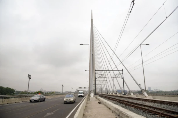 ZATVARA SE MOST NA ADI, AUTO-PUT MILOŠ VELIKI, PETLJA SURČIN... Danas na snazi poseban režim saobraćaja u Beogradu, a OVO je razlog!