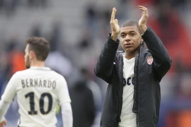 Razmažena zvezda: Mbape odbio da se izvini treneru zbog izmene