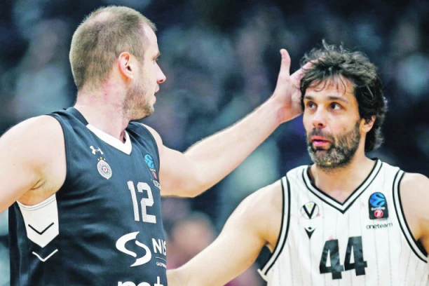 (VIDEO) MILOŠU SE SMEJE CELA EVROPA: Teova "odbrana" postala hit na društvenim mrežama!