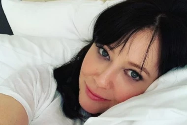 Sve je ignorisala: Zvezda Beverli Hilsa otkrila simptome koji su ukazivali da joj se rak vratio!