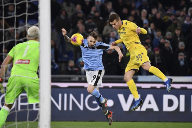 Verona bolja od Kaljarija, Srbin asistent!