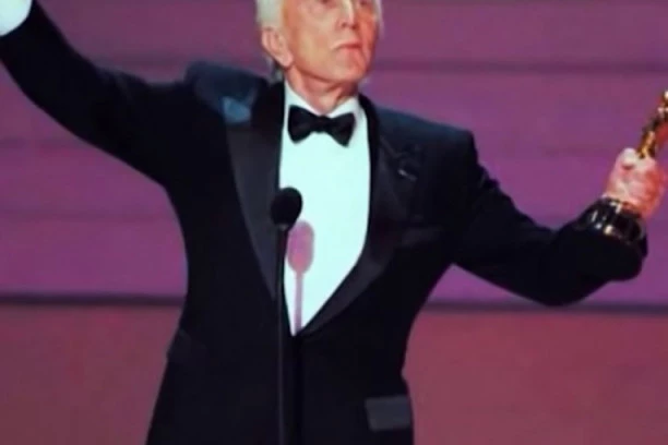 Testament težak kao crna zemlja: Šta je Kirk Daglas ostavio Majklu?