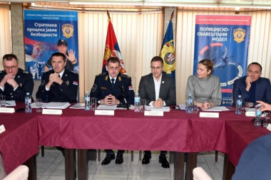 (FOTO) Stefanović najavio: Prioriteti u 2020. - borba protiv organizovanog kriminala i trgovine narkoticima!