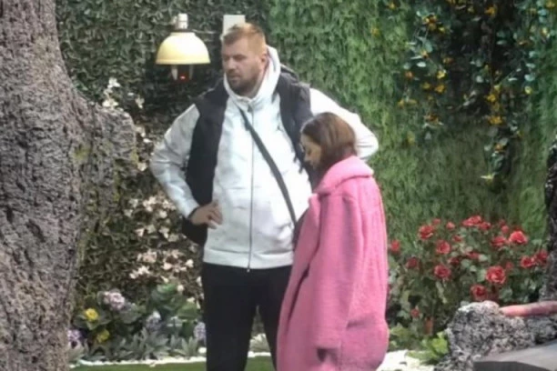(VIDEO) Palo priznanje kod drveta mudrosti: Ana Korać otkrila Janjušu tajnu koju je čuvala dve godine, a tiče se njega!